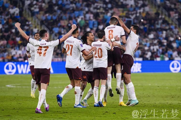 70556名球迷涌入现场观战弗鲁米嫩塞对阵切尔西,创世俱杯本届第三区。 70556名球迷涌入现场观战弗鲁米嫩塞对阵切尔西,创世俱杯本届第三区。